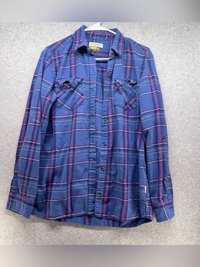 Magellan Outdoors Blue Plaid Button-Down Shirt with Pink Accents